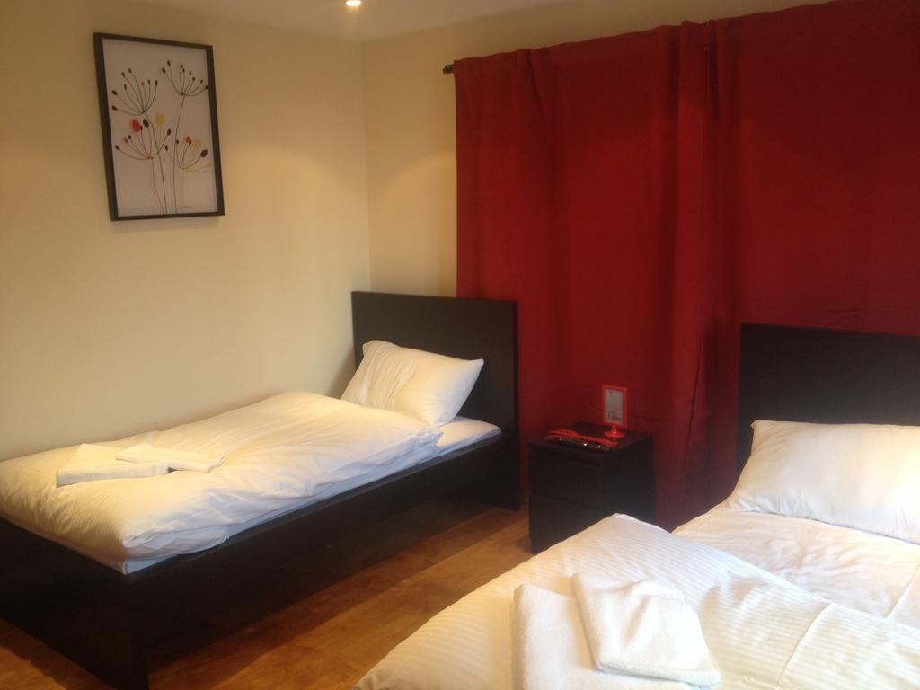 The Greyhound Cottage Chigwell Zewnętrze zdjęcie