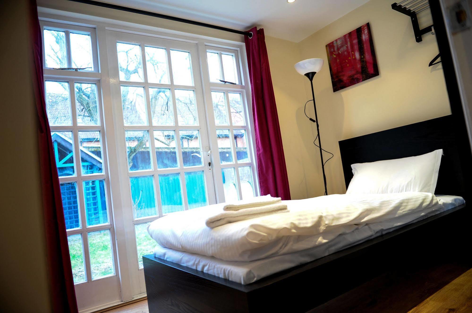 The Greyhound Cottage Chigwell Zewnętrze zdjęcie